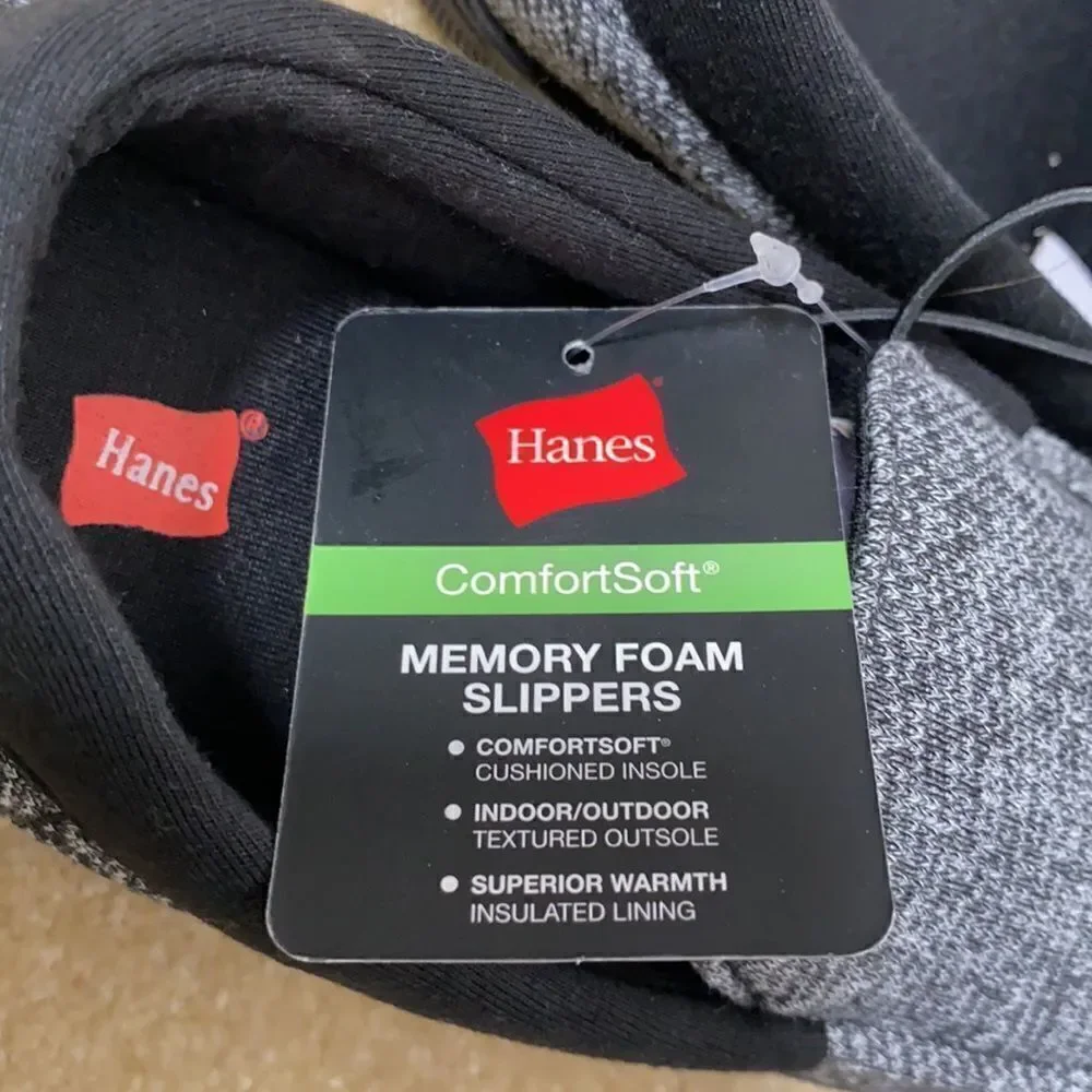 Hanes Boys Comfort Soft Memory Foam Slippers Size Small 2-3